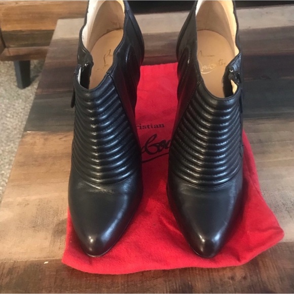Christian Louboutin Sigourney Ankle Booties Sz 41 - Picture 5 of 7
